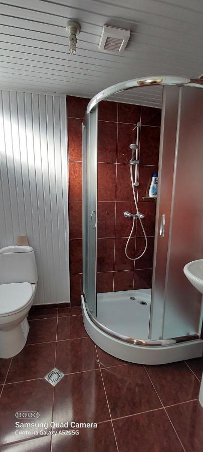 Guest House Tsasne Omalo 外观 照片