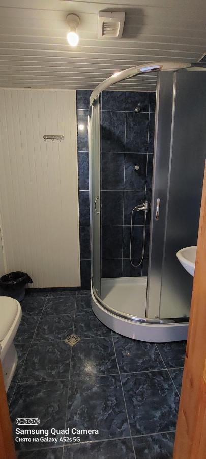 Guest House Tsasne Omalo 外观 照片