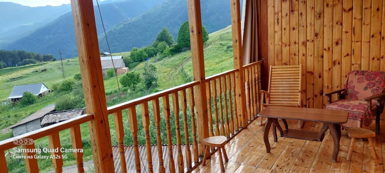 Guest House Tsasne Omalo 外观 照片
