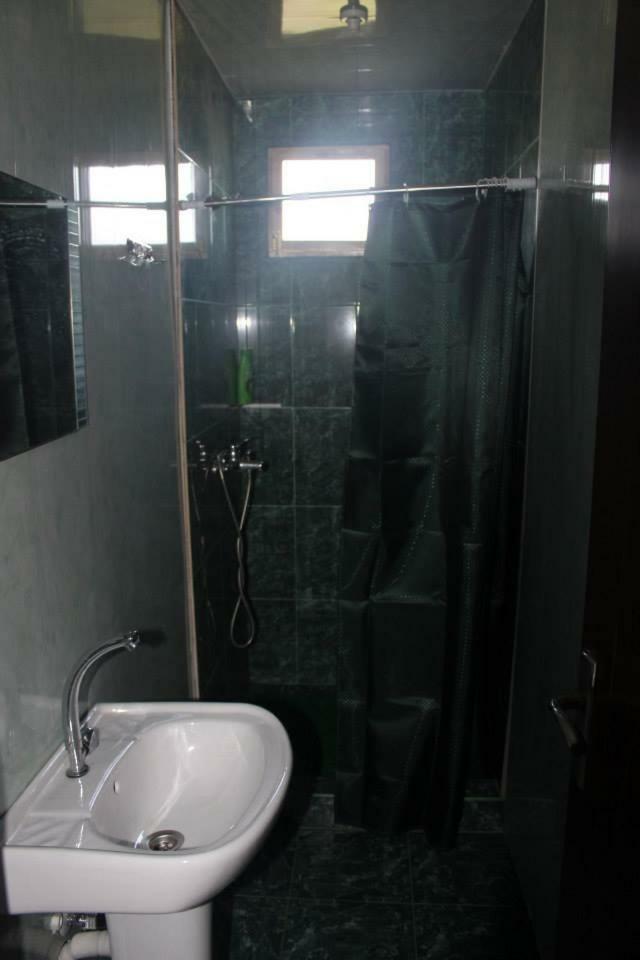 Guest House Tsasne Omalo 外观 照片