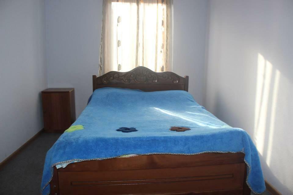 Guest House Tsasne Omalo 外观 照片